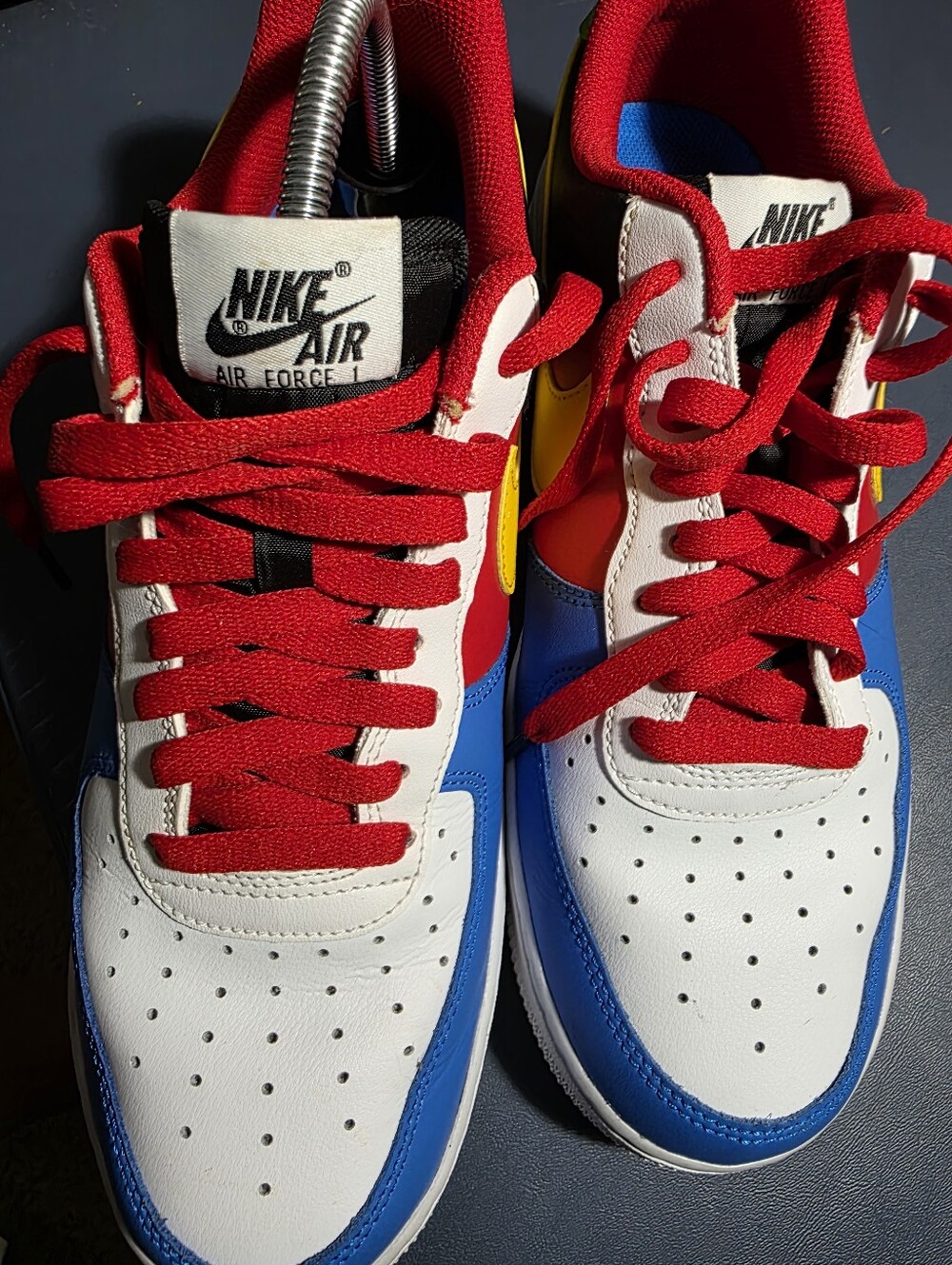 Nike Air Force 1 Low – White / Blue / Red
